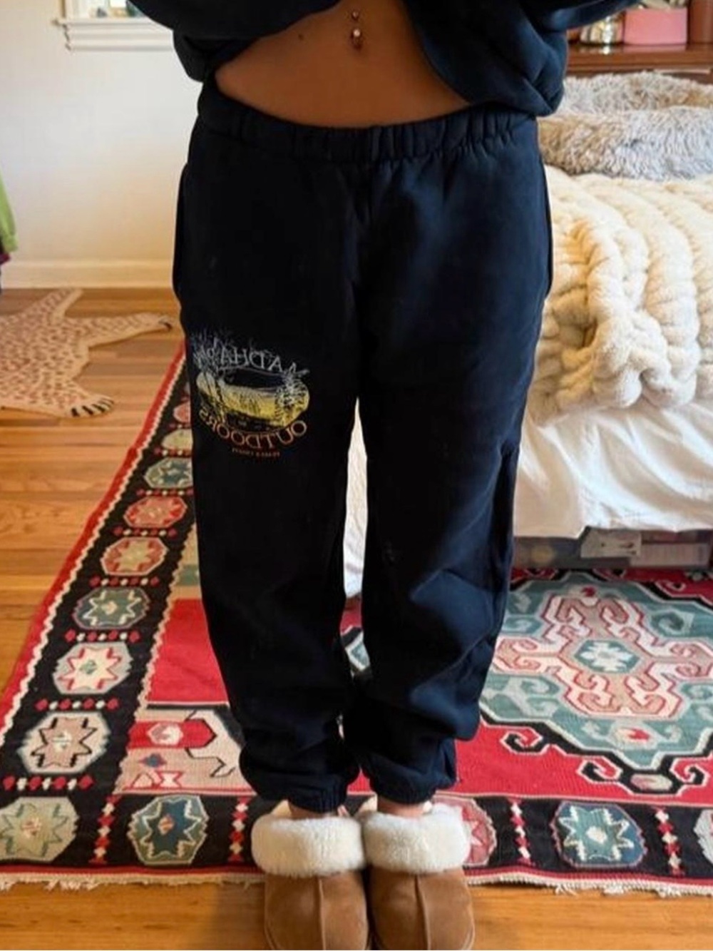 Madhappy Outdoors Sweatpants Heavyweight Women’s Size Small Relaxed Navy